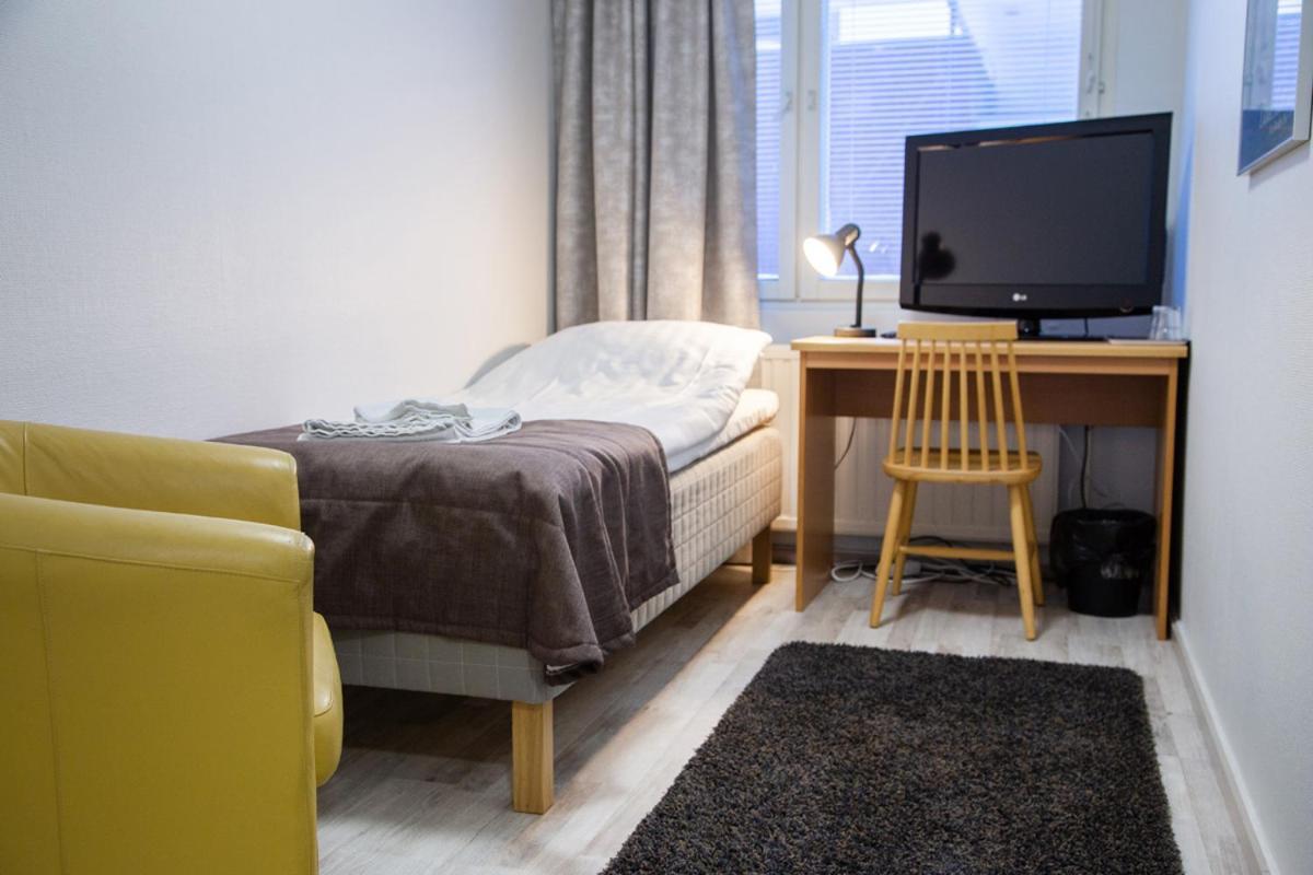 Gasthaus Lohja Bed & Breakfast Екстер'єр фото