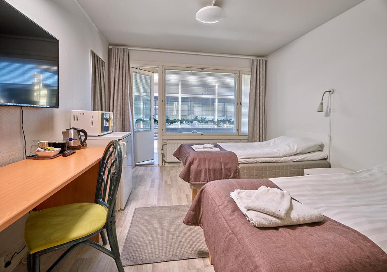 Gasthaus Lohja Bed & Breakfast Екстер'єр фото