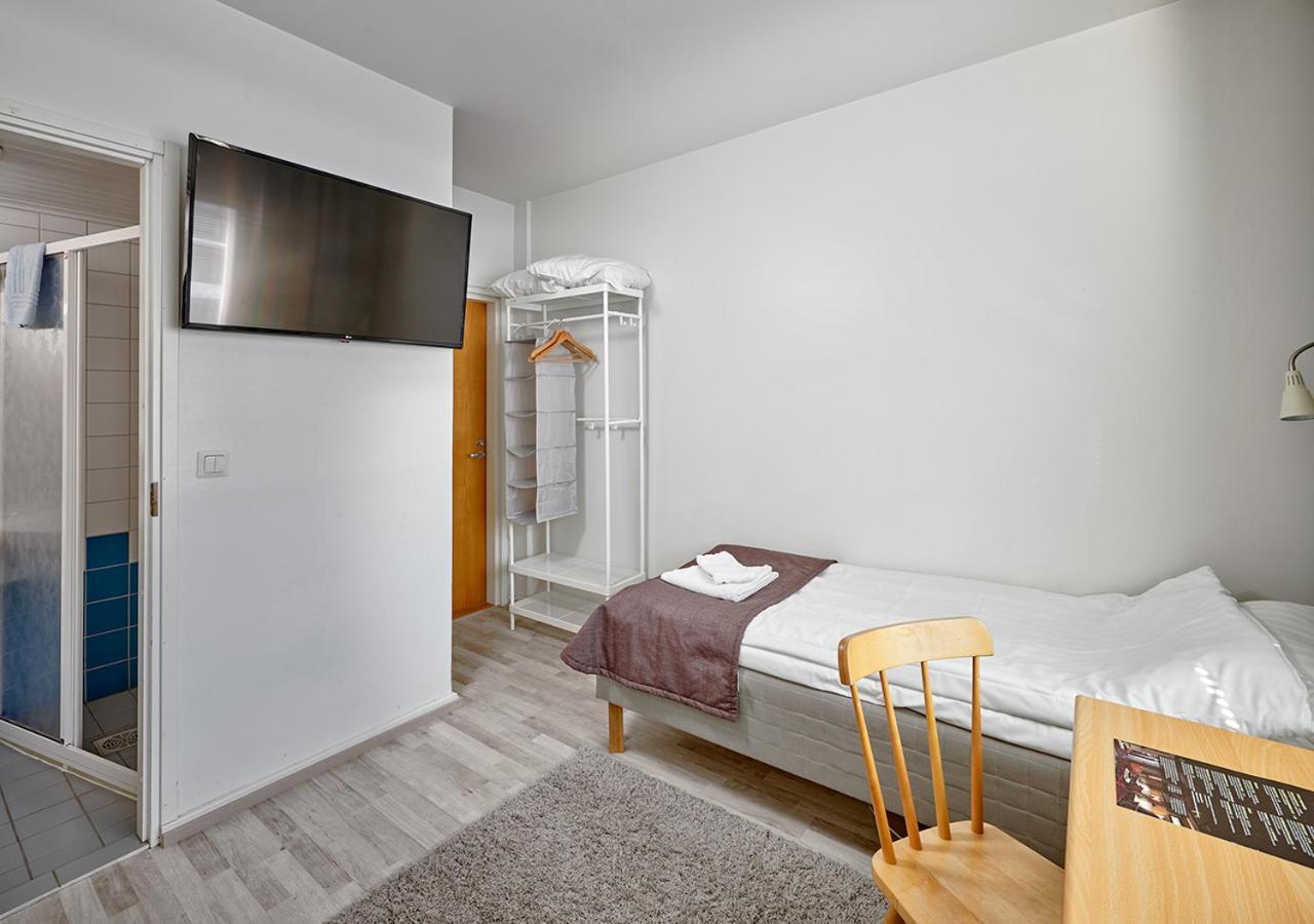 Gasthaus Lohja Bed & Breakfast Екстер'єр фото